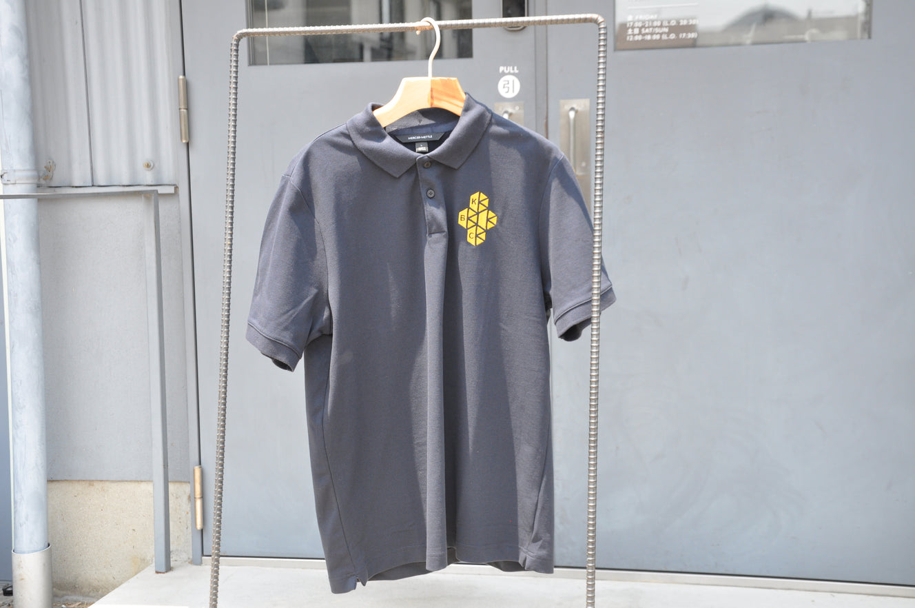 ロゴ刺繍ポロシャツ (Polo T-shirt)