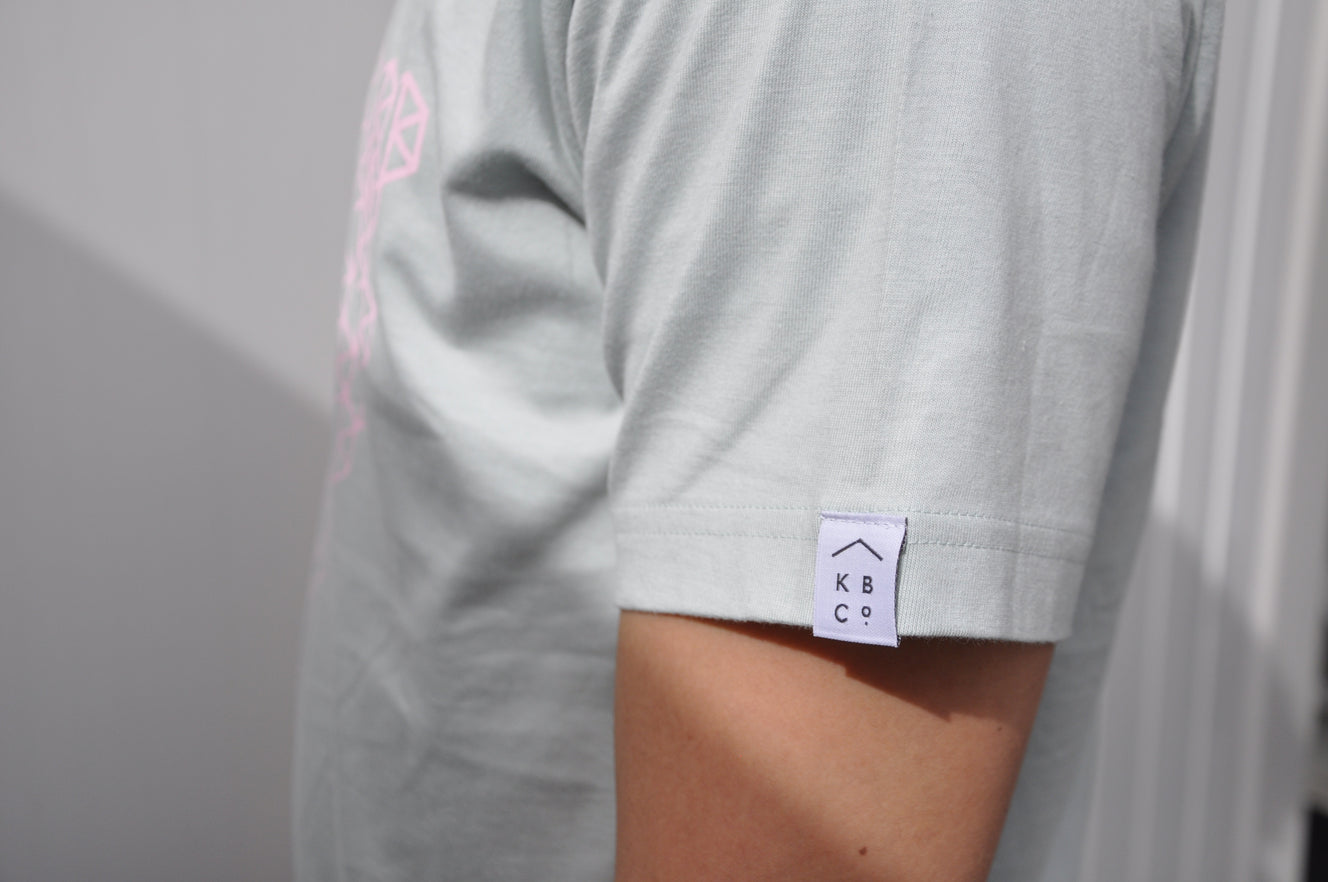 ロゴ 緑 半袖 オーガニックコットンTシャツ (Logo Green Tee)