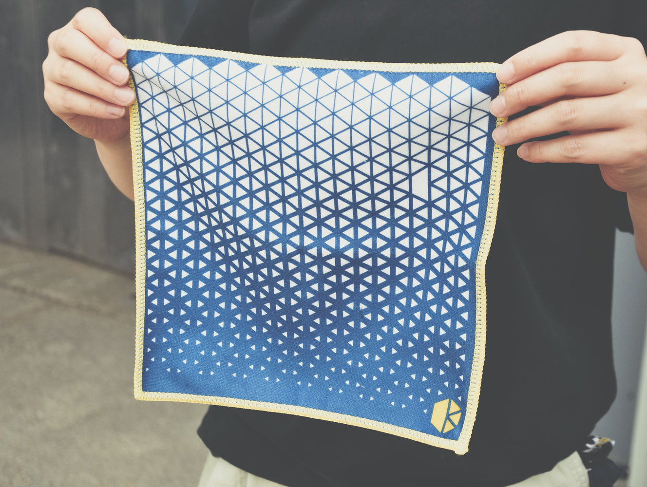 ミニハンドタオル (Mini Hand Towel)