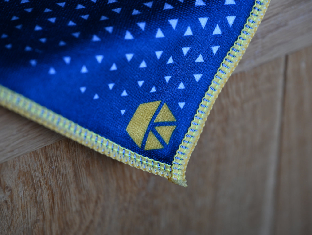 ミニハンドタオル (Mini Hand Towel)