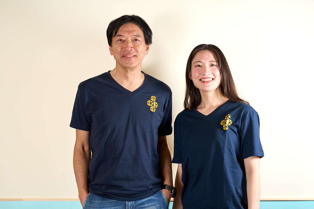 VネックTシャツ (Vneck T-shirt)