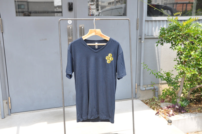 VネックTシャツ (Vneck T-shirt)