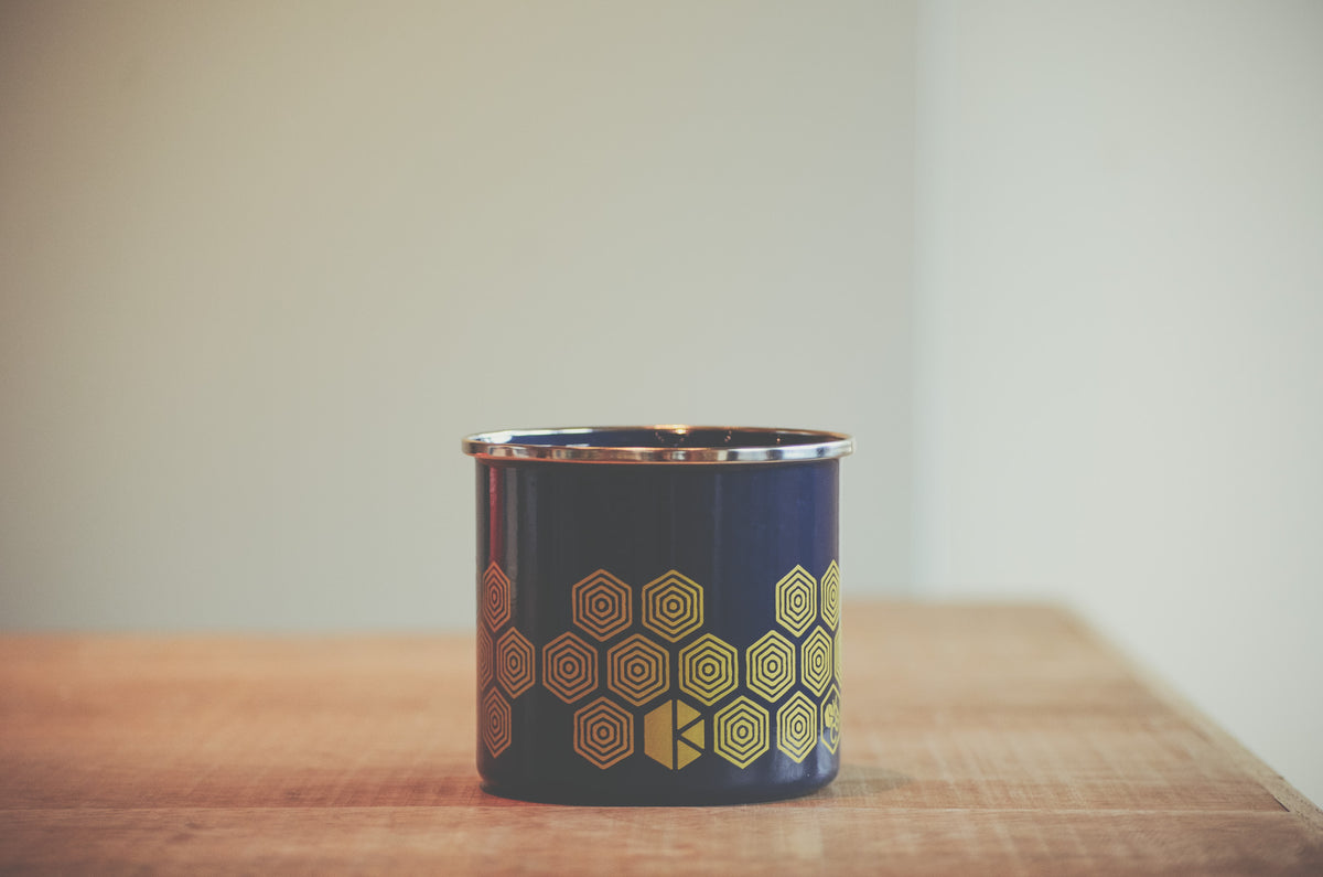 エナメルマグカップ (Logo Enamel Mug)
