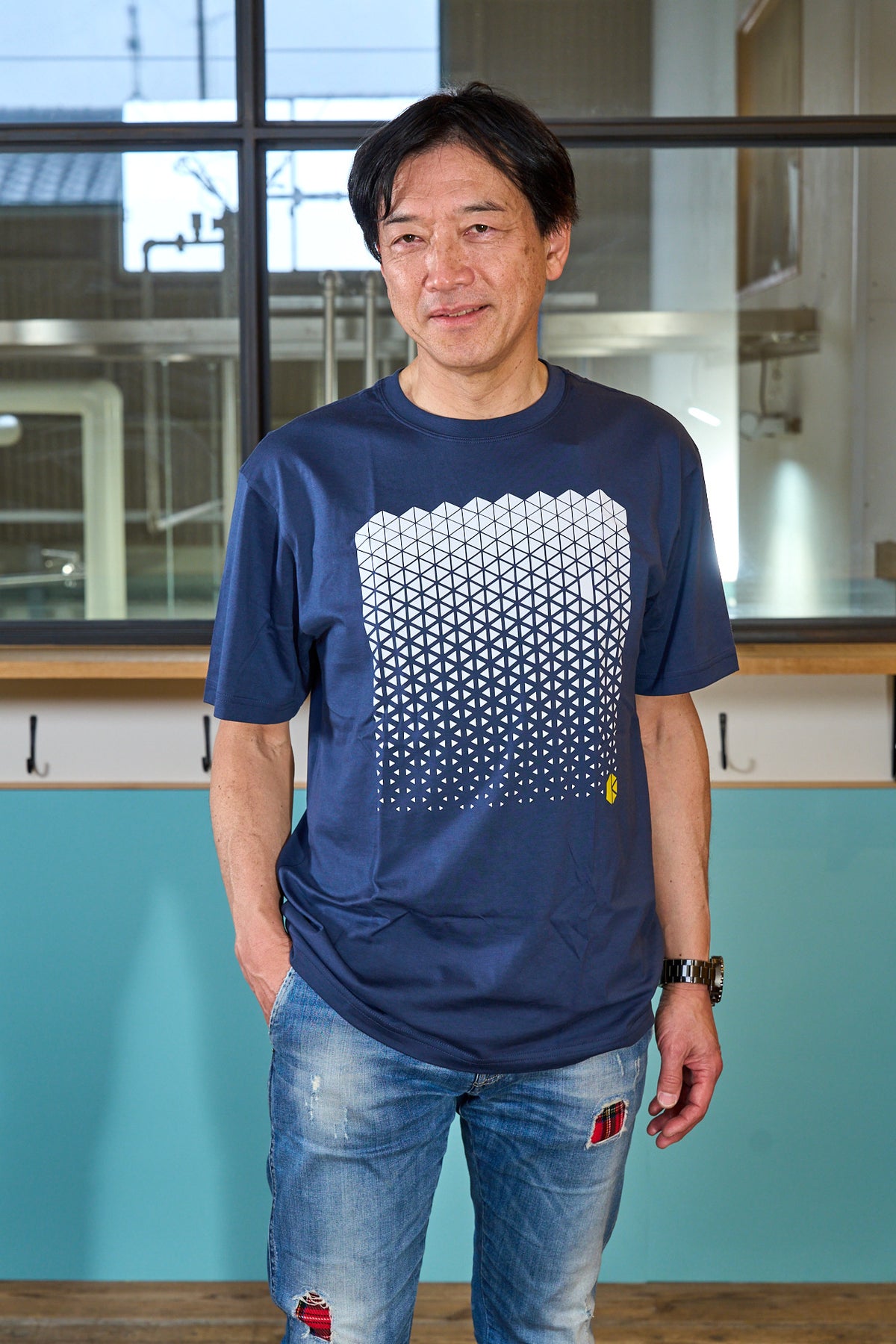 グラデーションロゴTシャツ (Gradation Logo T-shirt )