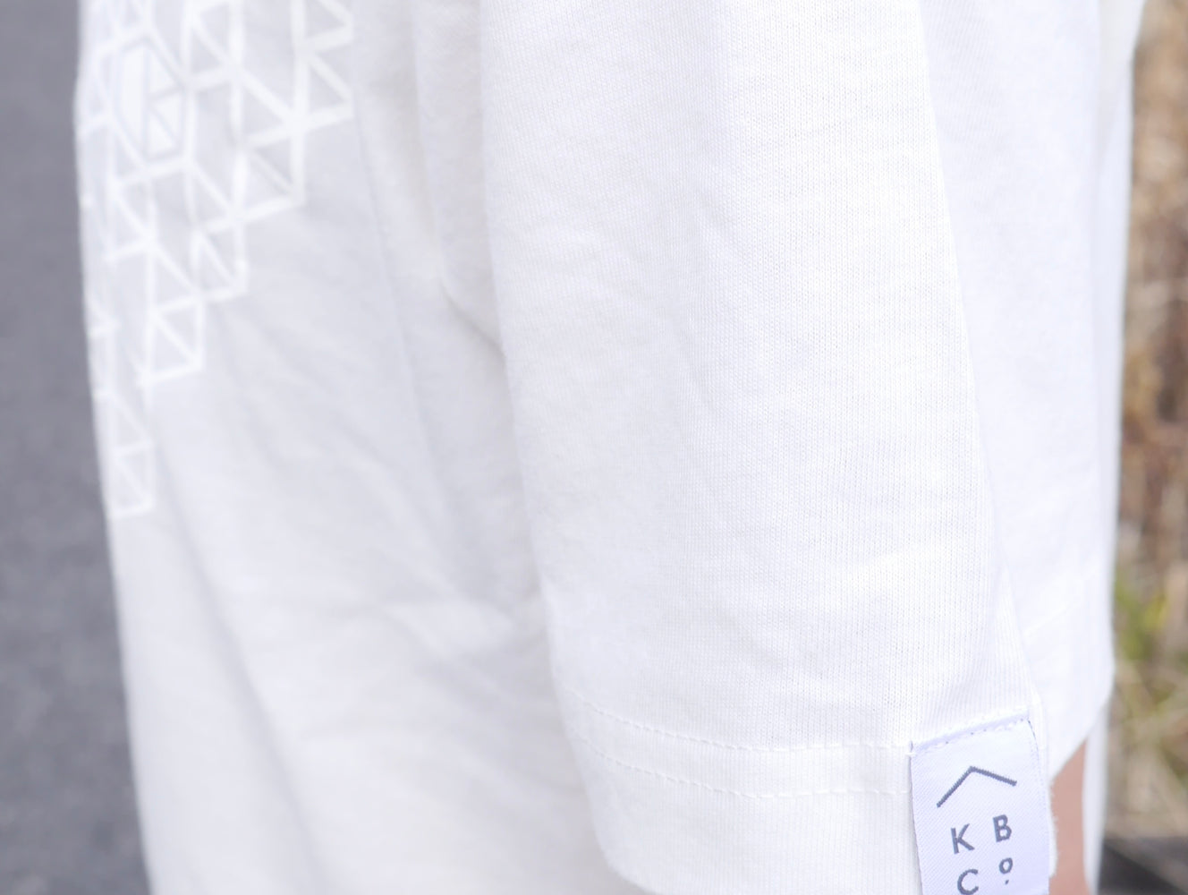 ロゴ 白 半袖 オーガニックコットンTシャツ (Logo White Tee)