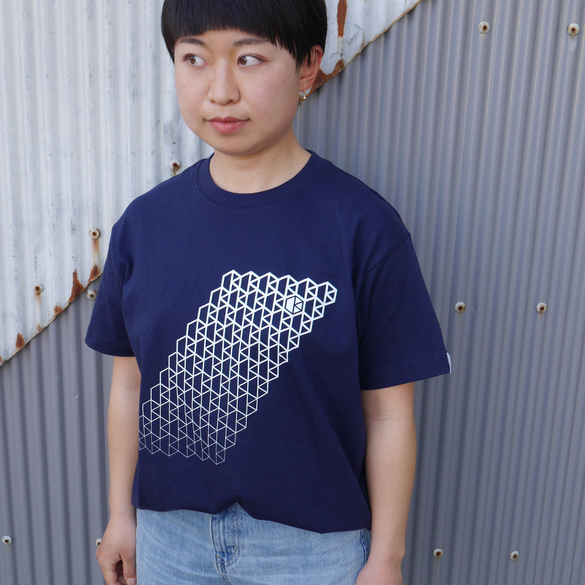 ロゴ 紺 半袖 オーガニックコットンTシャツ (Logo Navy Tee)